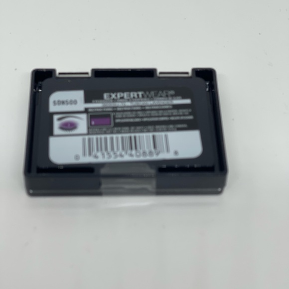 Maybelline New York 70S Eye Shadow 2Pieces each - Picture 7 of 7